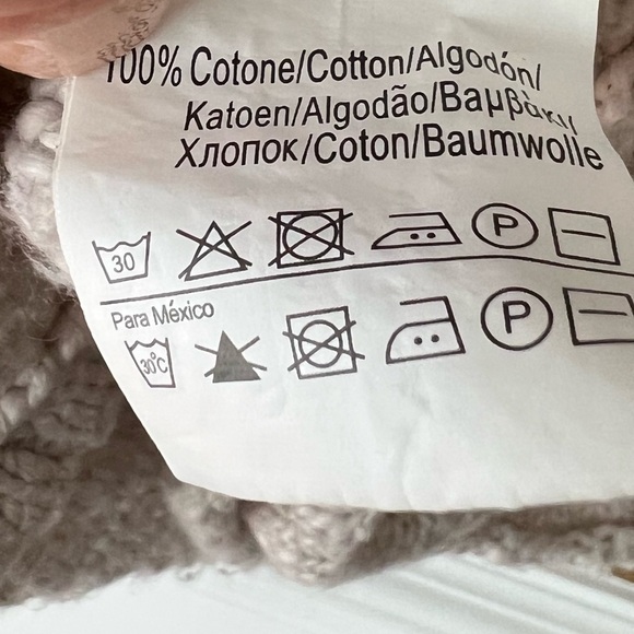 Kidkino Girls Size 4 Button Down Cardigan Knit Cream Sweater - Picture 5 of 5